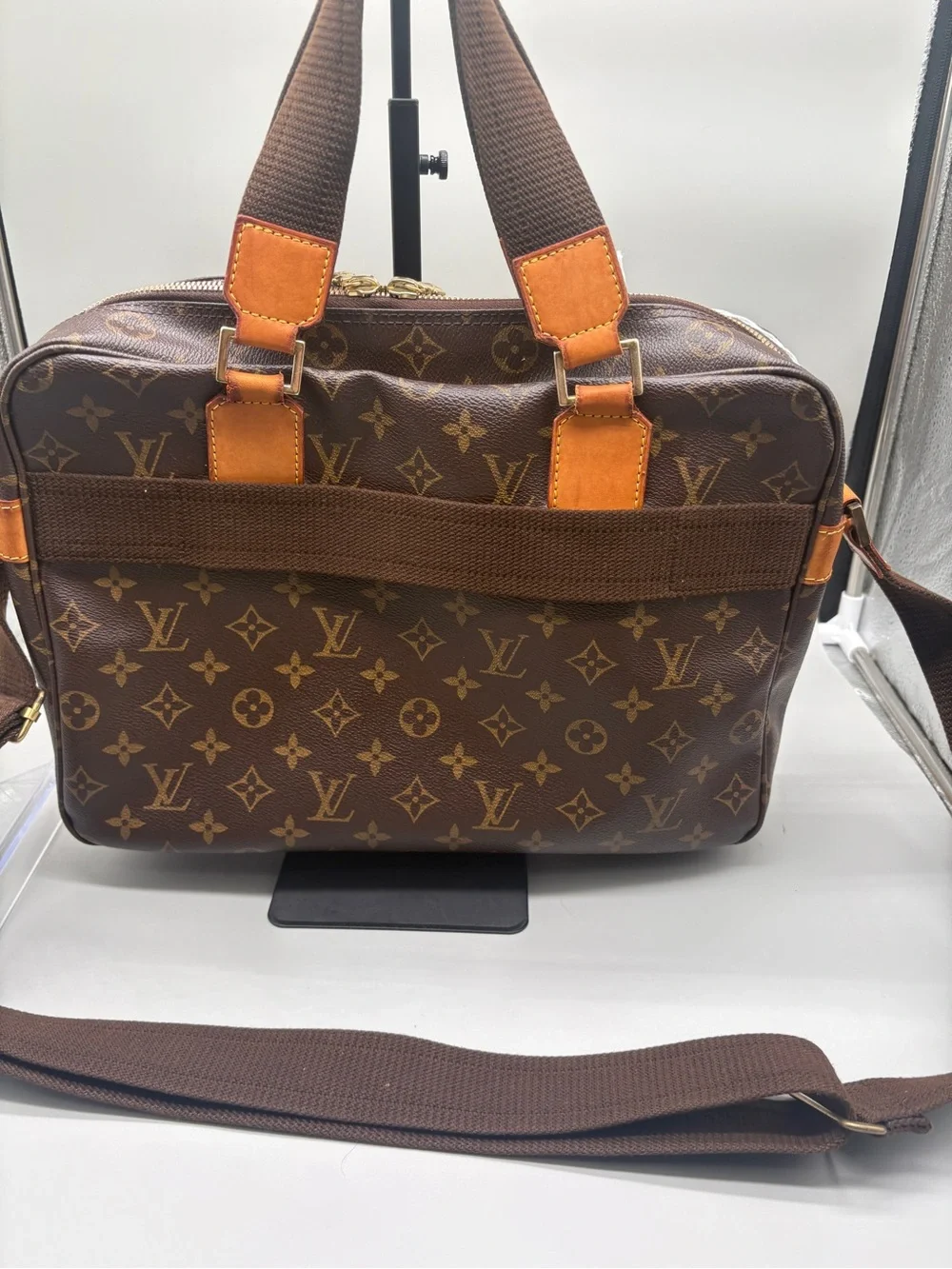 Louis Vuitton authentic louis